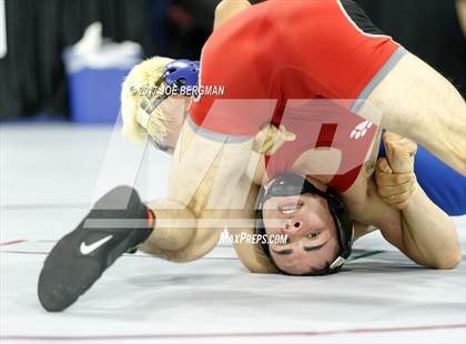 Thumbnail 3 in CIF State Boys Wrestling Championships (Day 1 - Round 3) photogallery.