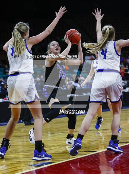 Thumbnail 2 in Highlands Ranch vs Grandview (CHSAA 5A Final 4) photogallery.