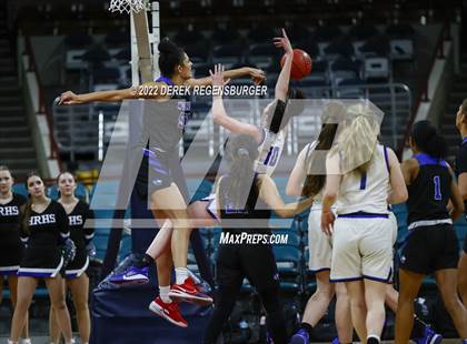 Thumbnail 1 in Highlands Ranch vs Grandview (CHSAA 5A Final 4) photogallery.