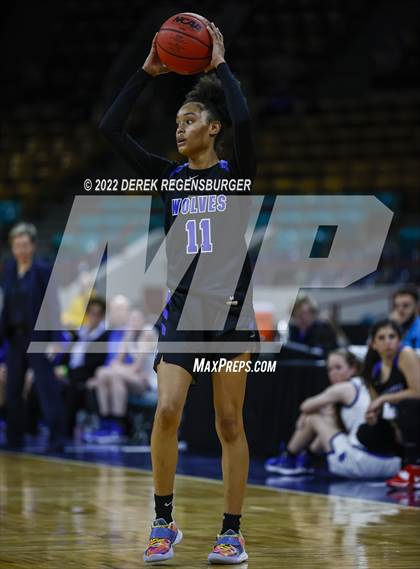 Thumbnail 2 in Highlands Ranch vs Grandview (CHSAA 5A Final 4) photogallery.