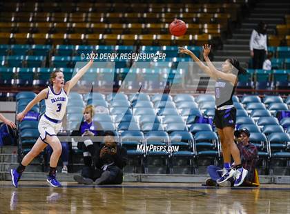 Thumbnail 2 in Highlands Ranch vs Grandview (CHSAA 5A Final 4) photogallery.