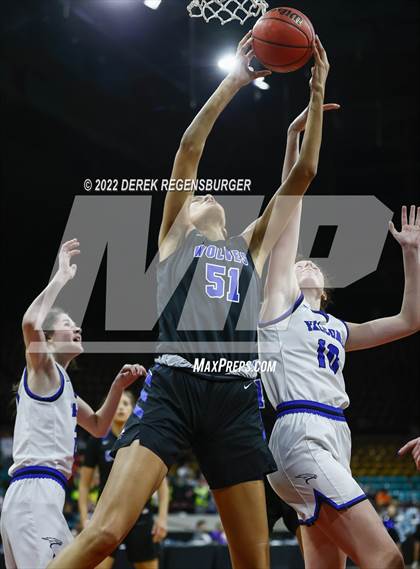 Thumbnail 1 in Highlands Ranch vs Grandview (CHSAA 5A Final 4) photogallery.