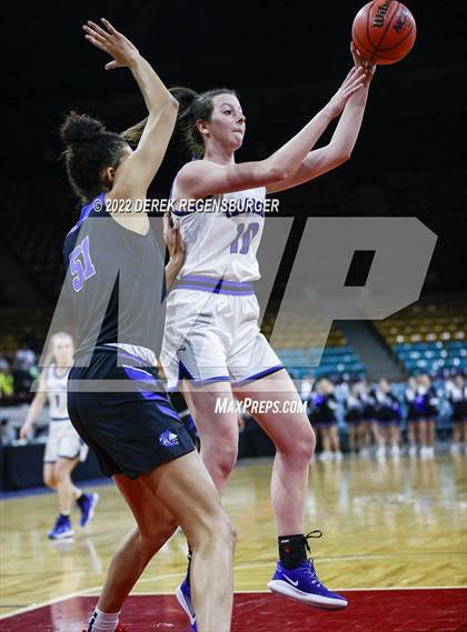 Thumbnail 2 in Highlands Ranch vs Grandview (CHSAA 5A Final 4) photogallery.