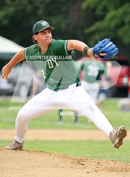 Thumbnail 2 in Dennis-Yarmouth Regional vs Hamilton-Wenham Regional (MIAA Division 4 Round of 8) photogallery.