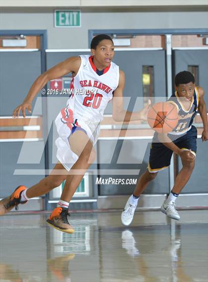 Thumbnail 2 in Redondo Union vs. Westbury Christian (Rancho Mirage Holiday Invitational) photogallery.