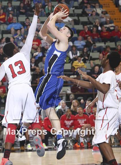 Thumbnail 3 in Middle Early College vs. Hoosic Valley (NYSPHSAA Class C Final) photogallery.