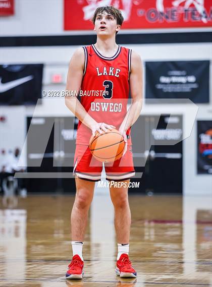 Thumbnail 3 in 'Iolani vs Lake Oswego (Iolani Classic Honolulu - Day 5) photogallery.