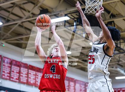 Thumbnail 3 in 'Iolani vs Lake Oswego (Iolani Classic Honolulu - Day 5) photogallery.