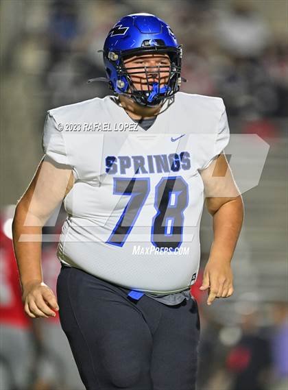 Thumbnail 3 in North Shore vs. Clear Springs (UIL Football 6A D1 Region 3 Area) photogallery.