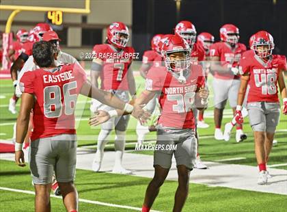 Thumbnail 1 in North Shore vs. Clear Springs (UIL Football 6A D1 Region 3 Area) photogallery.