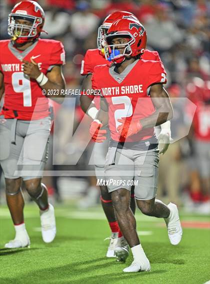 Thumbnail 1 in North Shore vs. Clear Springs (UIL Football 6A D1 Region 3 Area) photogallery.