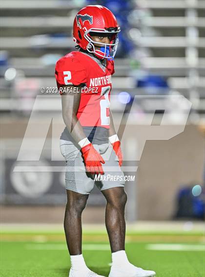 Thumbnail 2 in North Shore vs. Clear Springs (UIL Football 6A D1 Region 3 Area) photogallery.