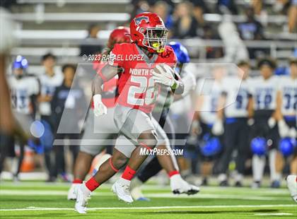 Thumbnail 2 in North Shore vs. Clear Springs (UIL Football 6A D1 Region 3 Area) photogallery.