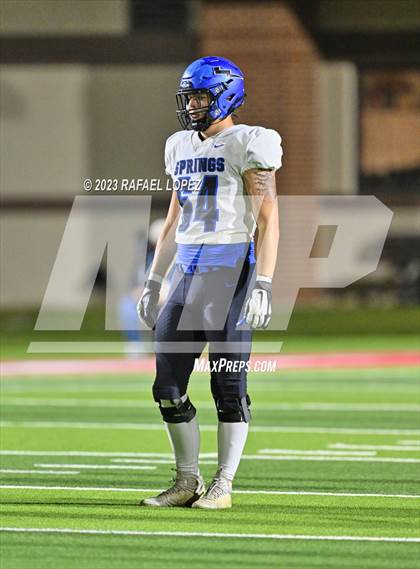 Thumbnail 1 in North Shore vs. Clear Springs (UIL Football 6A D1 Region 3 Area) photogallery.
