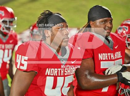 Thumbnail 3 in North Shore vs. Clear Springs (UIL Football 6A D1 Region 3 Area) photogallery.