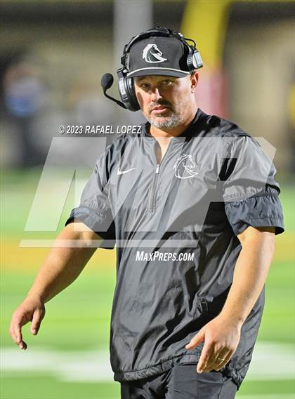 Thumbnail 3 in North Shore vs. Clear Springs (UIL Football 6A D1 Region 3 Area) photogallery.