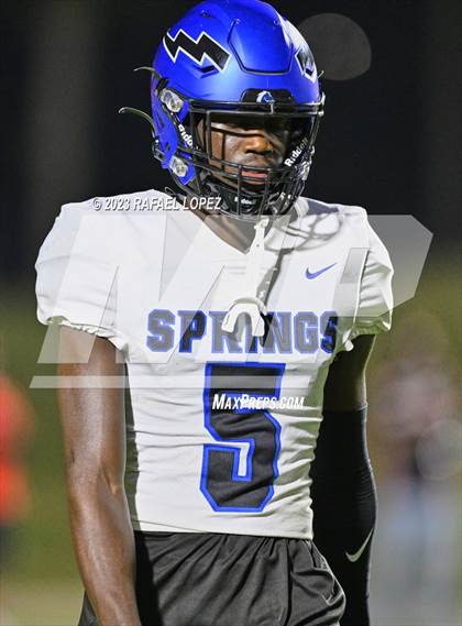 Thumbnail 3 in North Shore vs. Clear Springs (UIL Football 6A D1 Region 3 Area) photogallery.