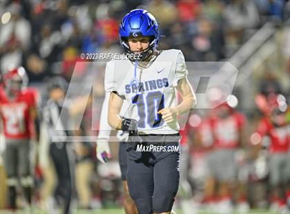 Thumbnail 1 in North Shore vs. Clear Springs (UIL Football 6A D1 Region 3 Area) photogallery.