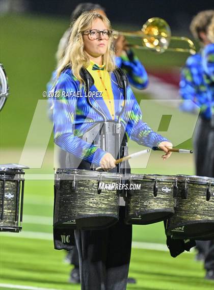 Thumbnail 3 in North Shore vs. Clear Springs (UIL Football 6A D1 Region 3 Area) photogallery.