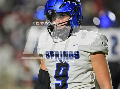 Thumbnail 1 in North Shore vs. Clear Springs (UIL Football 6A D1 Region 3 Area) photogallery.