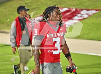 Thumbnail 3 in North Shore vs. Clear Springs (UIL Football 6A D1 Region 3 Area) photogallery.