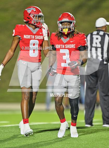 Thumbnail 1 in North Shore vs. Clear Springs (UIL Football 6A D1 Region 3 Area) photogallery.