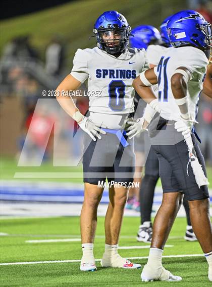 Thumbnail 2 in North Shore vs. Clear Springs (UIL Football 6A D1 Region 3 Area) photogallery.