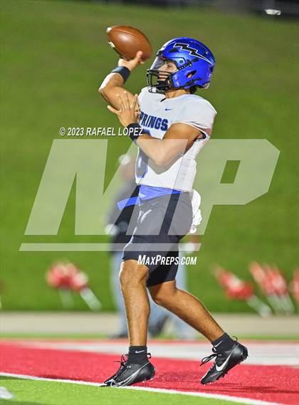 Thumbnail 1 in North Shore vs. Clear Springs (UIL Football 6A D1 Region 3 Area) photogallery.