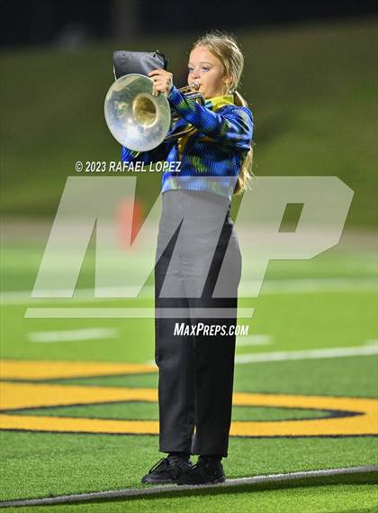 Thumbnail 3 in North Shore vs. Clear Springs (UIL Football 6A D1 Region 3 Area) photogallery.