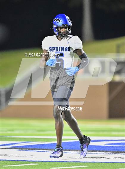 Thumbnail 3 in North Shore vs. Clear Springs (UIL Football 6A D1 Region 3 Area) photogallery.