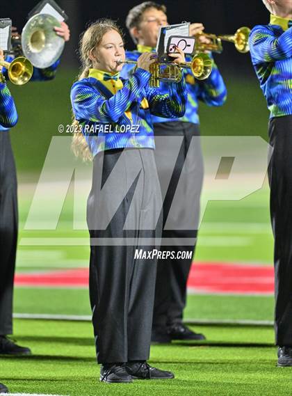 Thumbnail 3 in North Shore vs. Clear Springs (UIL Football 6A D1 Region 3 Area) photogallery.