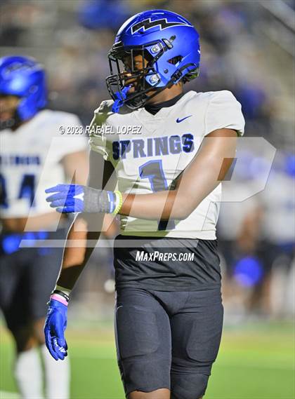 Thumbnail 3 in North Shore vs. Clear Springs (UIL Football 6A D1 Region 3 Area) photogallery.