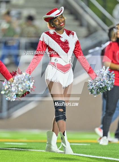 Thumbnail 2 in North Shore vs. Clear Springs (UIL Football 6A D1 Region 3 Area) photogallery.
