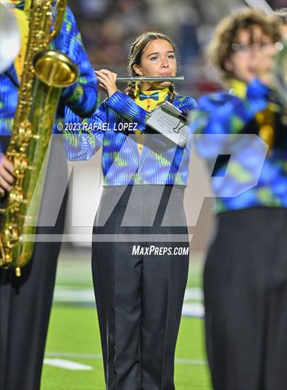 Thumbnail 3 in North Shore vs. Clear Springs (UIL Football 6A D1 Region 3 Area) photogallery.