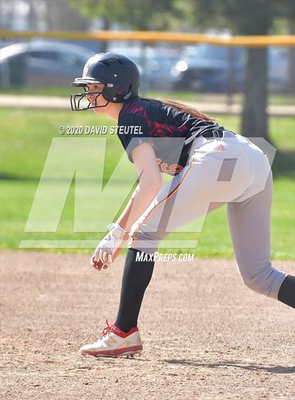 Thumbnail 2 in St. Francis vs. Bella Vista (Pre-Season T.O.C.) photogallery.