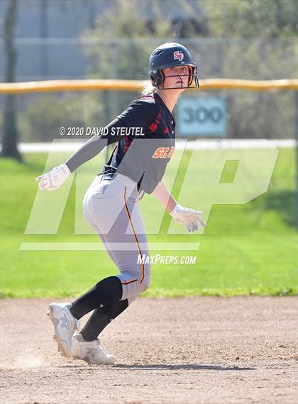 Thumbnail 3 in St. Francis vs. Bella Vista (Pre-Season T.O.C.) photogallery.