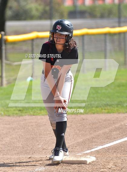 Thumbnail 2 in St. Francis vs. Bella Vista (Pre-Season T.O.C.) photogallery.
