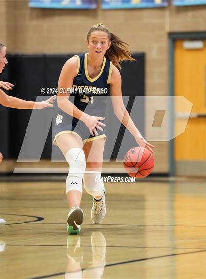 Thumbnail 2 in Evergreen vs Denver South (Dakota Ridge High School) photogallery.