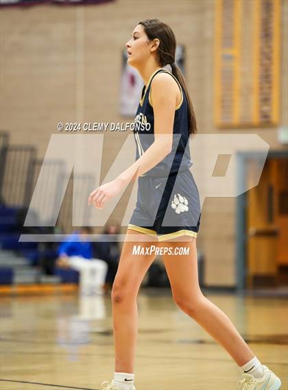Thumbnail 2 in Evergreen vs Denver South (Dakota Ridge High School) photogallery.