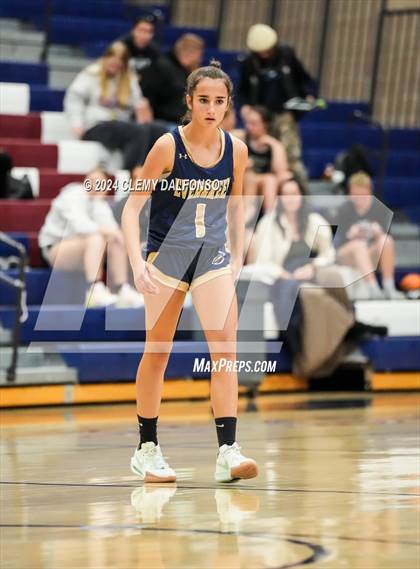 Thumbnail 1 in Evergreen vs Denver South (Dakota Ridge High School) photogallery.