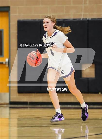 Thumbnail 2 in Evergreen vs Denver South (Dakota Ridge High School) photogallery.
