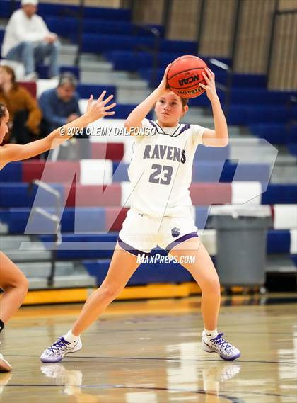 Thumbnail 2 in Evergreen vs Denver South (Dakota Ridge High School) photogallery.