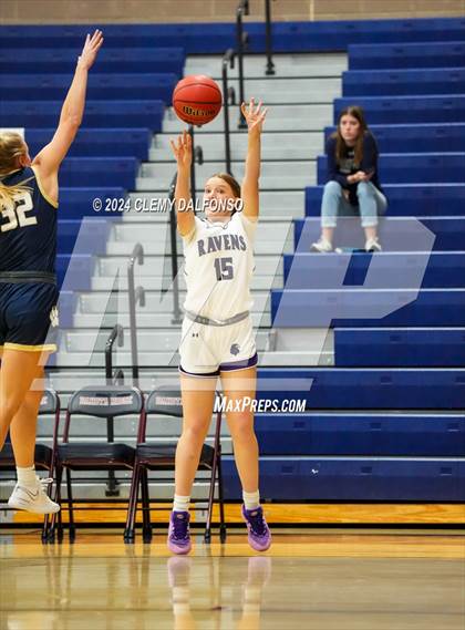 Thumbnail 1 in Evergreen vs Denver South (Dakota Ridge High School) photogallery.