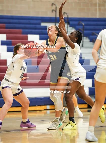 Thumbnail 2 in Evergreen vs Denver South (Dakota Ridge High School) photogallery.