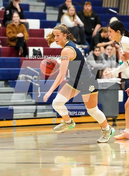 Thumbnail 3 in Evergreen vs Denver South (Dakota Ridge High School) photogallery.