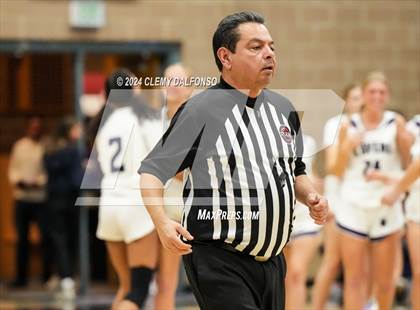 Thumbnail 2 in Evergreen vs Denver South (Dakota Ridge High School) photogallery.