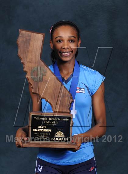 Thumbnail 1 in Marymount (CIF State D1 Awards) photogallery.