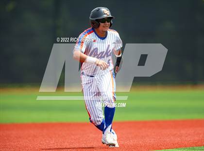 Thumbnail 2 in Grand Oaks vs Spring (UIL 6A Bi-District Area Playoff) photogallery.