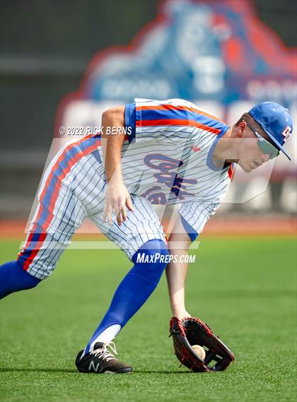 Thumbnail 2 in Grand Oaks vs Spring (UIL 6A Bi-District Area Playoff) photogallery.