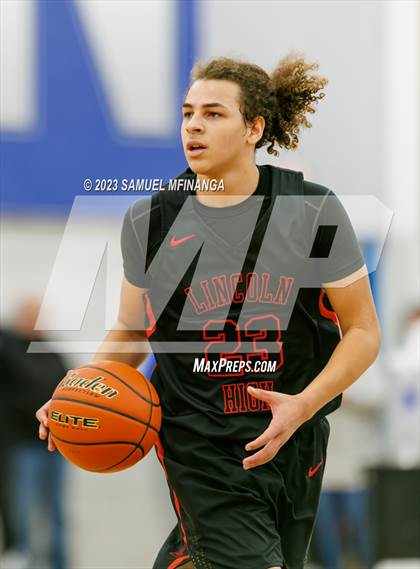 Thumbnail 2 in Lincoln Southwest vs. Lincoln High (HAC Tournament) photogallery.